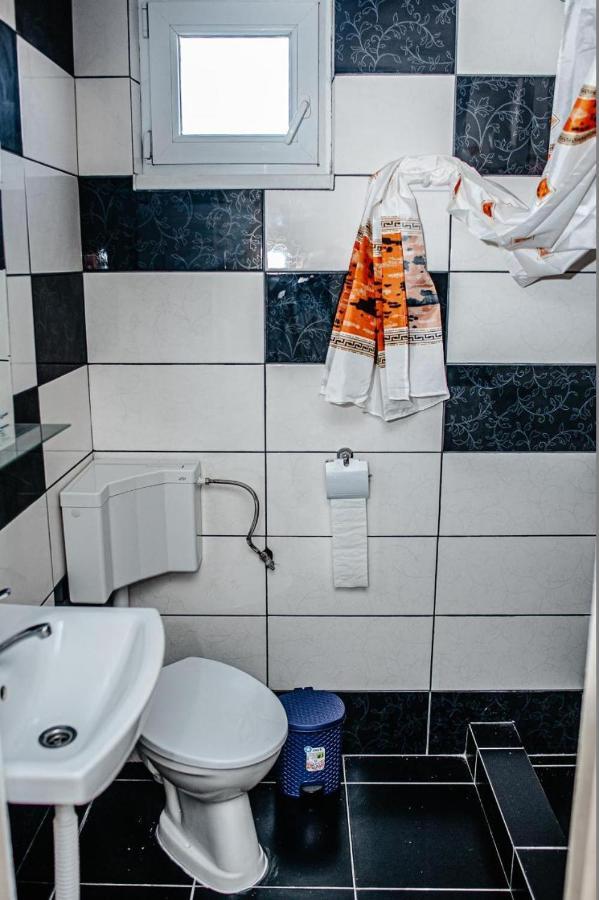 Отель Labebe - Vidraru Арефу Экстерьер фото